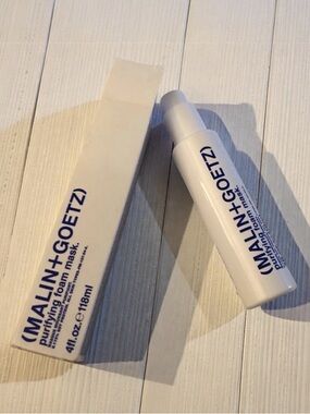 🪷 Malin + Goetz Purifying Foam Mask